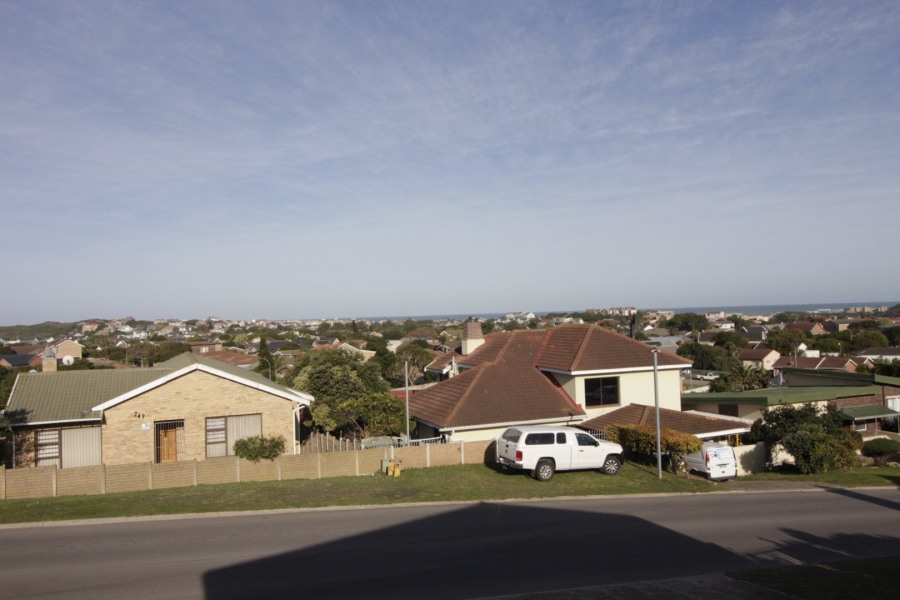 3 Bedroom Property for Sale in Aston Bay Eastern Cape